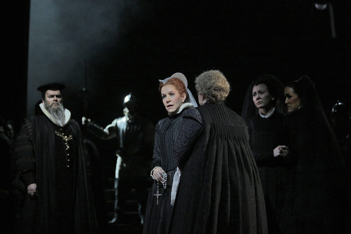 Maria hears, most unexpectedly, that Elisabeth is granting her a final wish.  It is a shock to her, and brings her back to the reality of needing to speak for her people in order to lead them, even in her death. She will forgive Elisabeth and ask that God's wrath will not fall on all of England.  Photo © Ken Howard